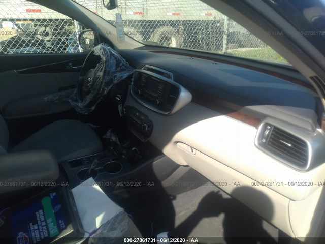 Photo 4 VIN: 5XYPG4A30GG085789 - KIA SORENTO 