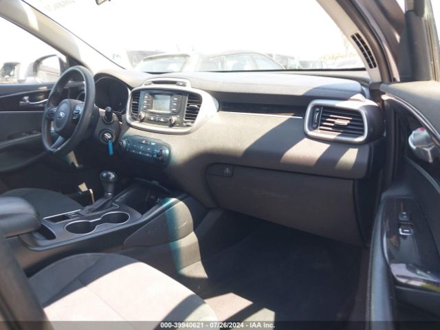 Photo 4 VIN: 5XYPG4A30GG120217 - KIA SORENTO 