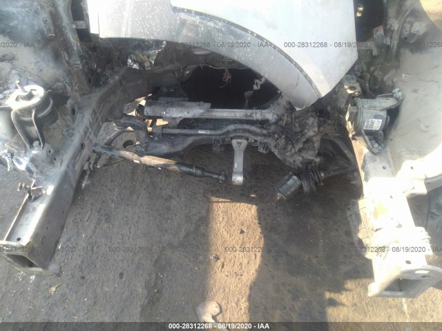 Photo 9 VIN: 5XYPG4A30GG173046 - KIA SORENTO 