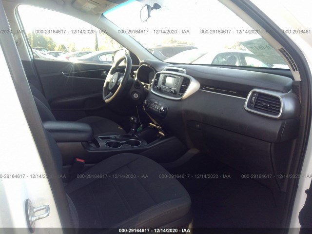 Photo 4 VIN: 5XYPG4A30HG194304 - KIA SORENTO 