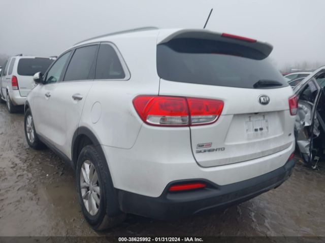 Photo 2 VIN: 5XYPG4A30HG216897 - KIA SORENTO 