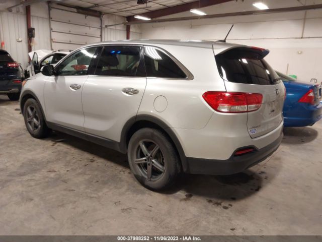 Photo 2 VIN: 5XYPG4A30JG373187 - KIA SORENTO 