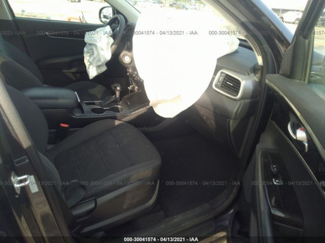 Photo 4 VIN: 5XYPG4A30JG402266 - KIA SORENTO 