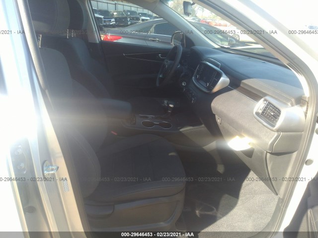 Photo 4 VIN: 5XYPG4A30KG583595 - KIA SORENTO 