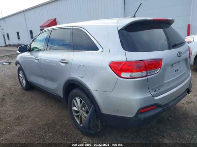 Photo 2 VIN: 5XYPG4A31GG031451 - KIA SORENTO 