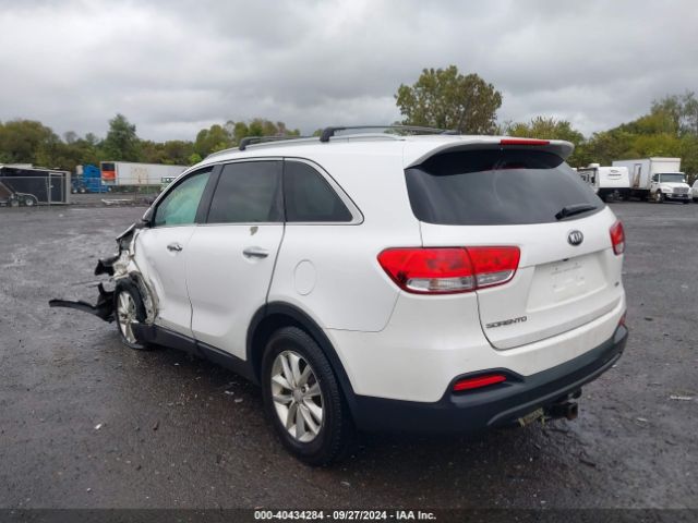 Photo 2 VIN: 5XYPG4A31GG077247 - KIA SORENTO 