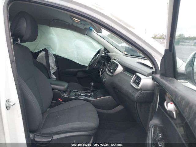 Photo 4 VIN: 5XYPG4A31GG077247 - KIA SORENTO 