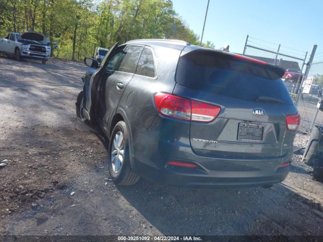 Photo 2 VIN: 5XYPG4A31GG112370 - KIA SORENTO 