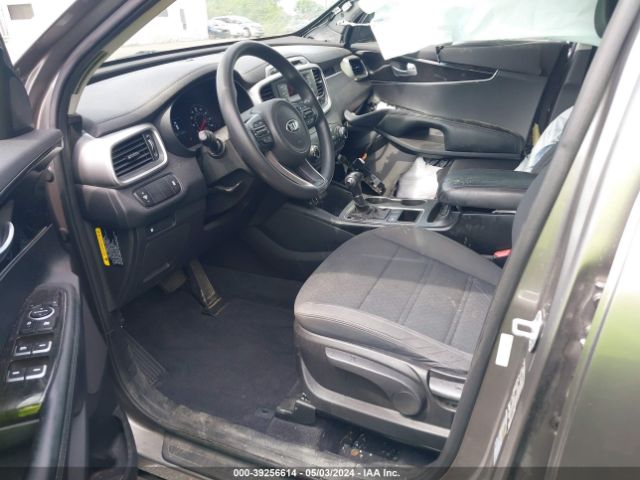 Photo 4 VIN: 5XYPG4A31GG124793 - KIA SORENTO 