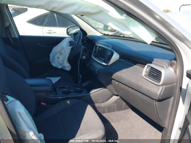 Photo 4 VIN: 5XYPG4A31HG188611 - KIA SORENTO 