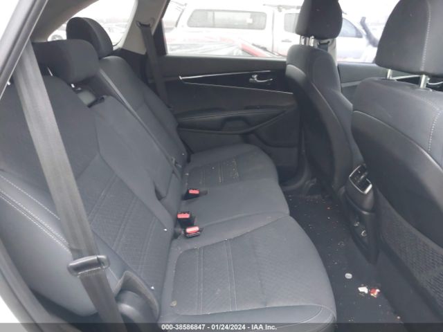 Photo 7 VIN: 5XYPG4A31JG385249 - KIA SORENTO 