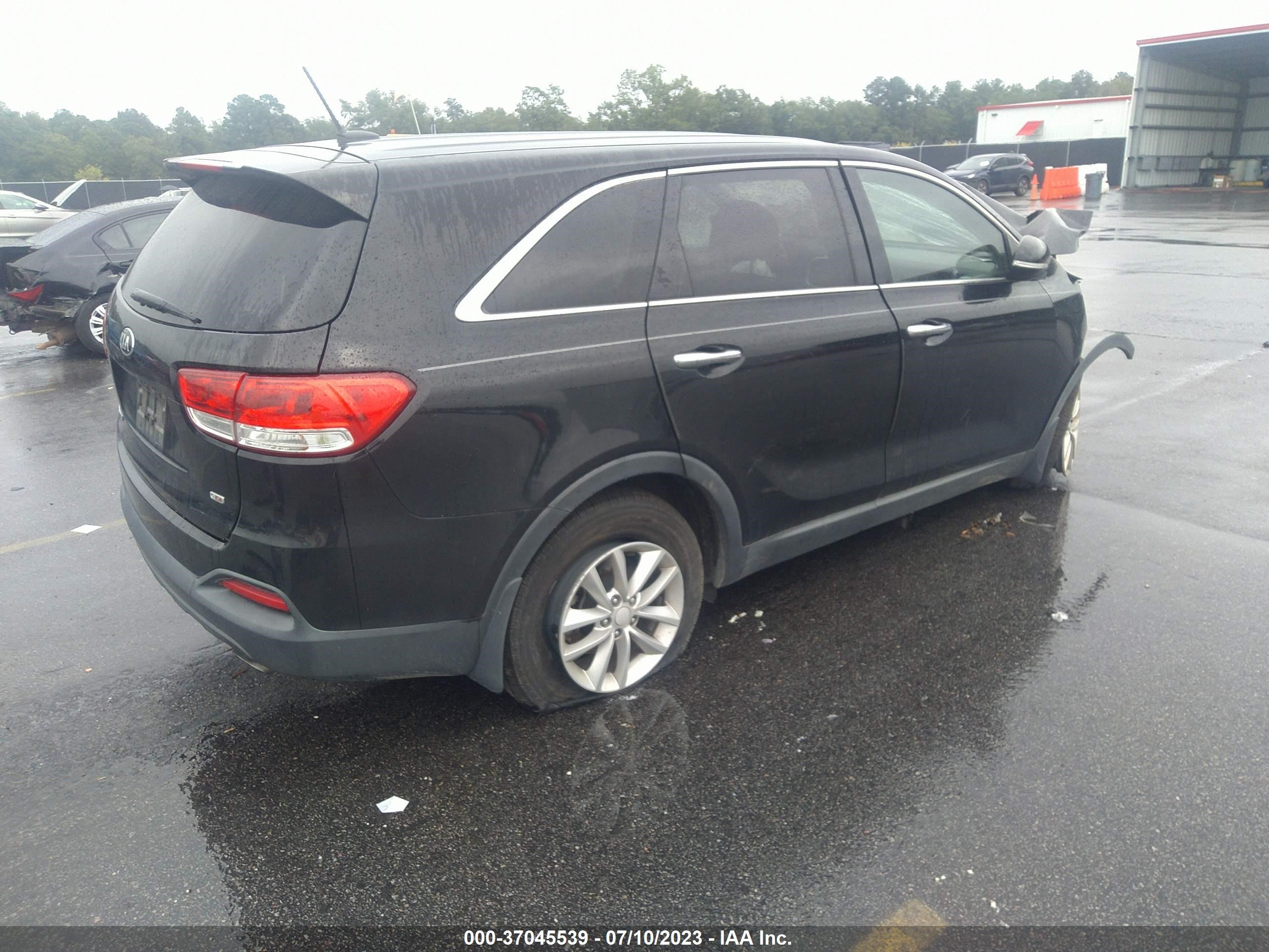 Photo 3 VIN: 5XYPG4A31JG424289 - KIA SORENTO 