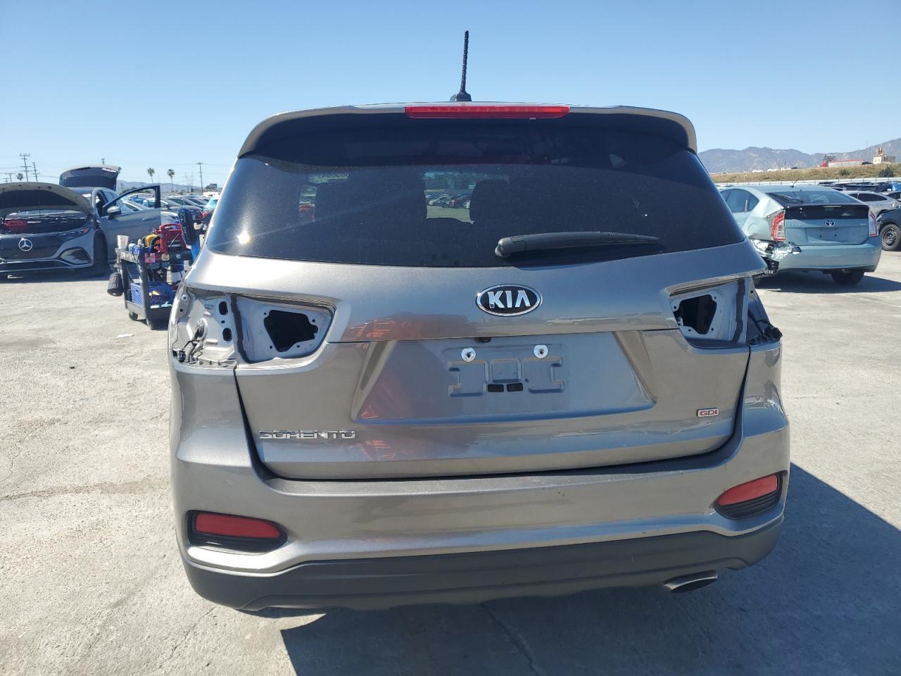 Photo 5 VIN: 5XYPG4A31KG537466 - KIA SORENTO 