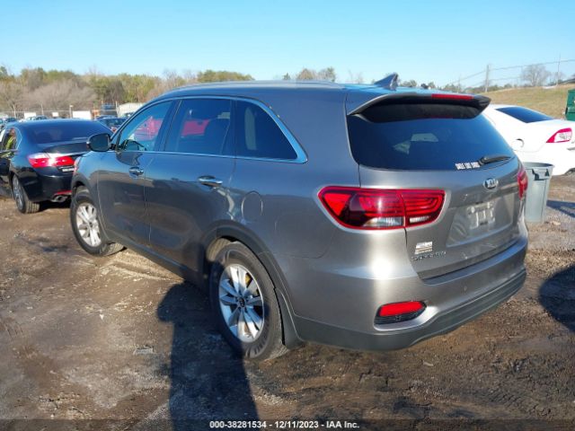 Photo 2 VIN: 5XYPG4A31KG541520 - KIA SORENTO 