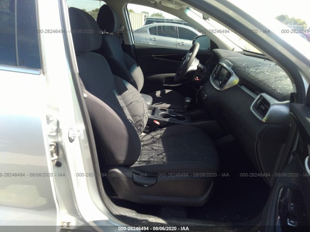 Photo 4 VIN: 5XYPG4A31KG575747 - KIA SORENTO 