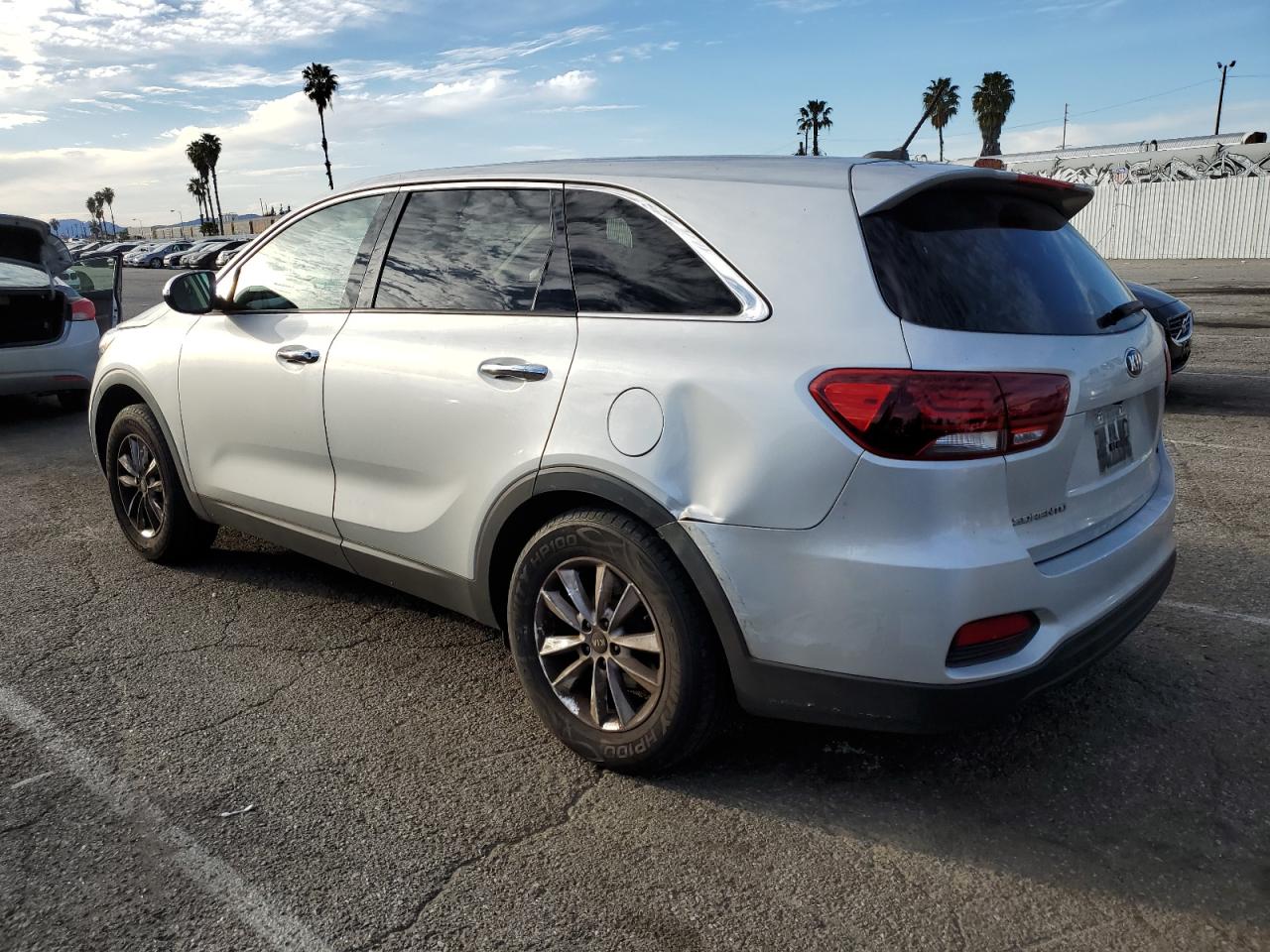 Photo 1 VIN: 5XYPG4A31KG580396 - KIA SORENTO 