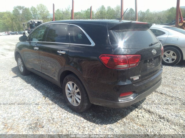 Photo 2 VIN: 5XYPG4A31KG582018 - KIA SORENTO 