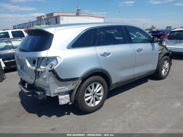 Photo 3 VIN: 5XYPG4A31KG591768 - KIA SORENTO 