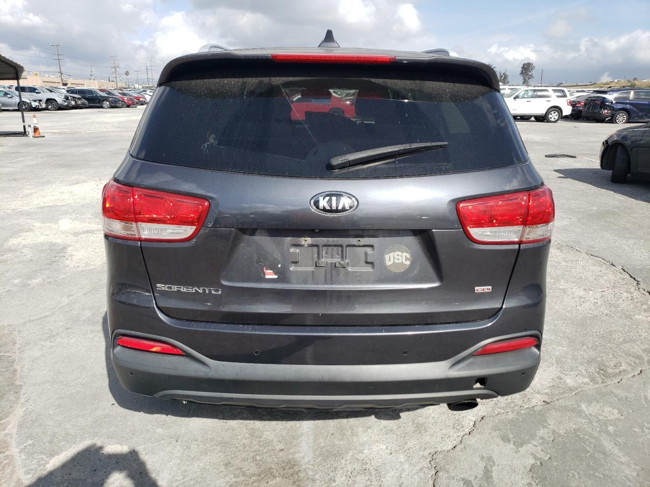 Photo 5 VIN: 5XYPG4A32GG123443 - KIA SORENTO 