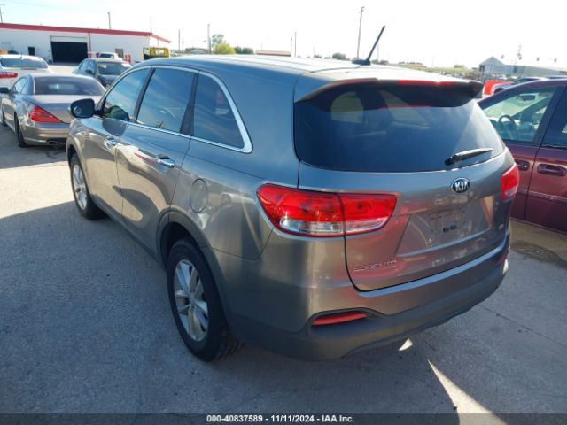 Photo 2 VIN: 5XYPG4A32GG124334 - KIA SORENTO 