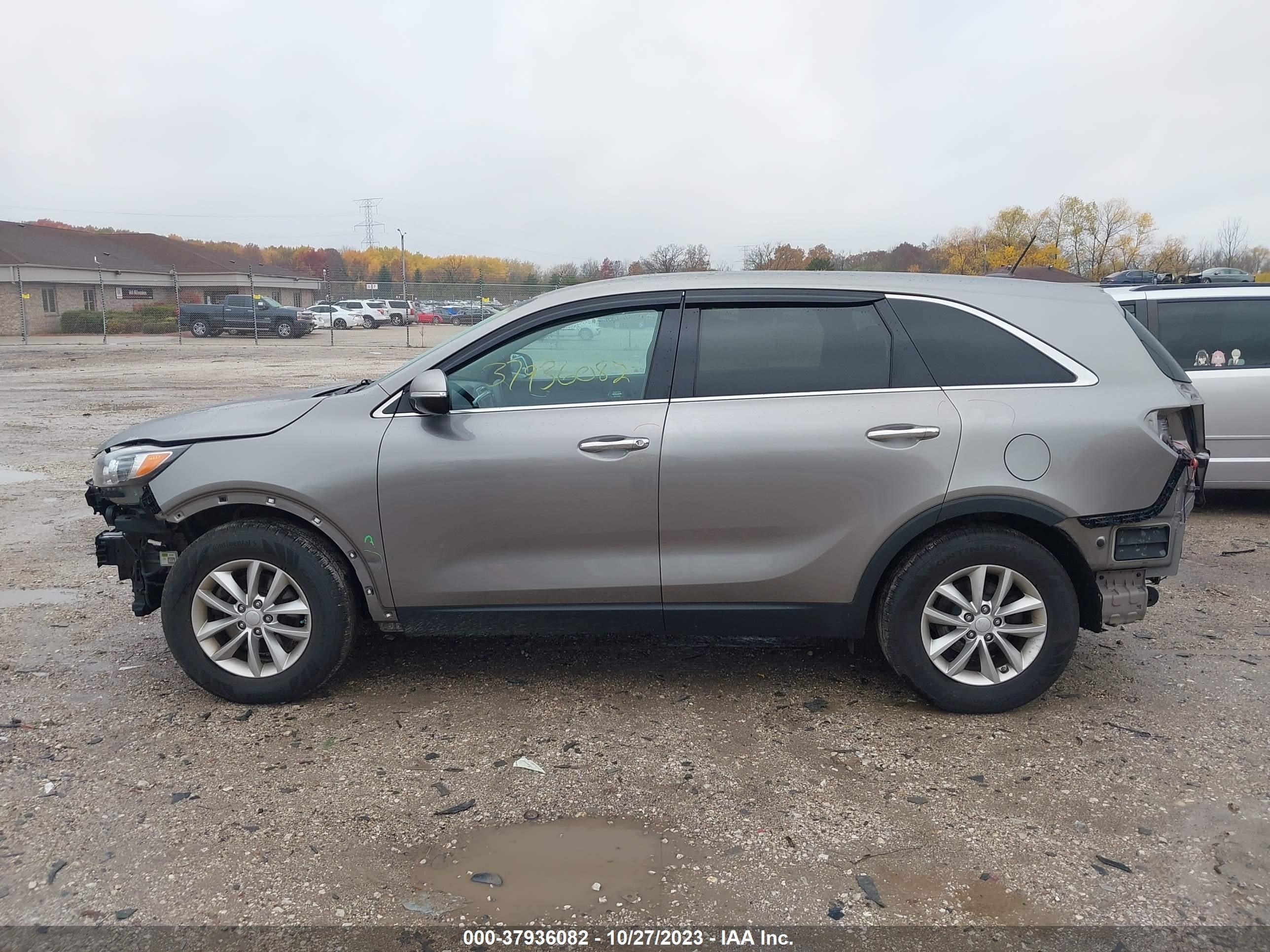 Photo 14 VIN: 5XYPG4A32HG210311 - KIA SORENTO 