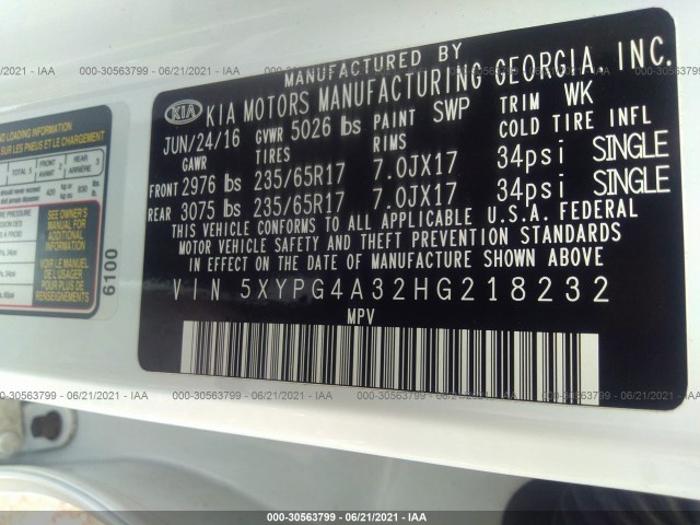 Photo 8 VIN: 5XYPG4A32HG218232 - KIA SORENTO 