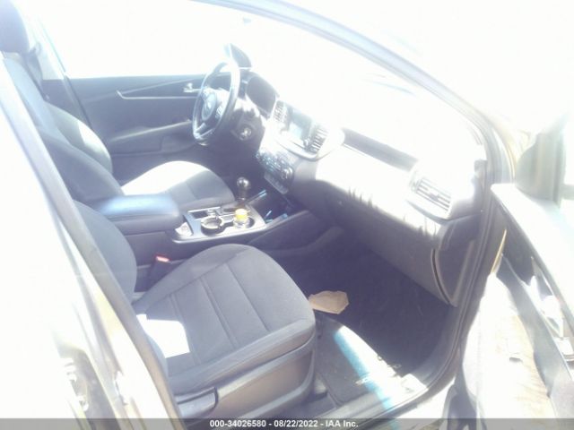 Photo 4 VIN: 5XYPG4A32HG219610 - KIA SORENTO 