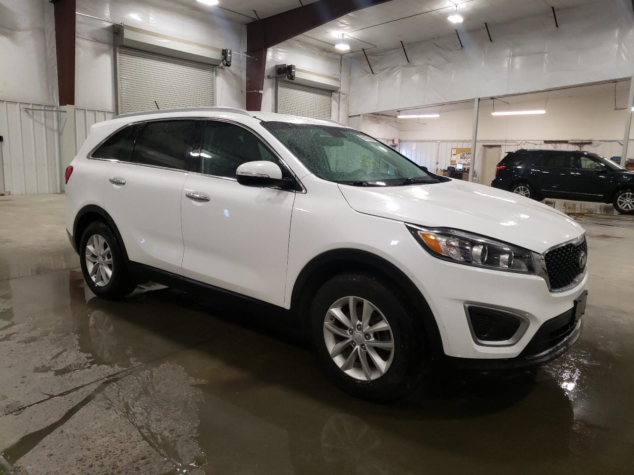 Photo 3 VIN: 5XYPG4A32HG239131 - KIA SORENTO 