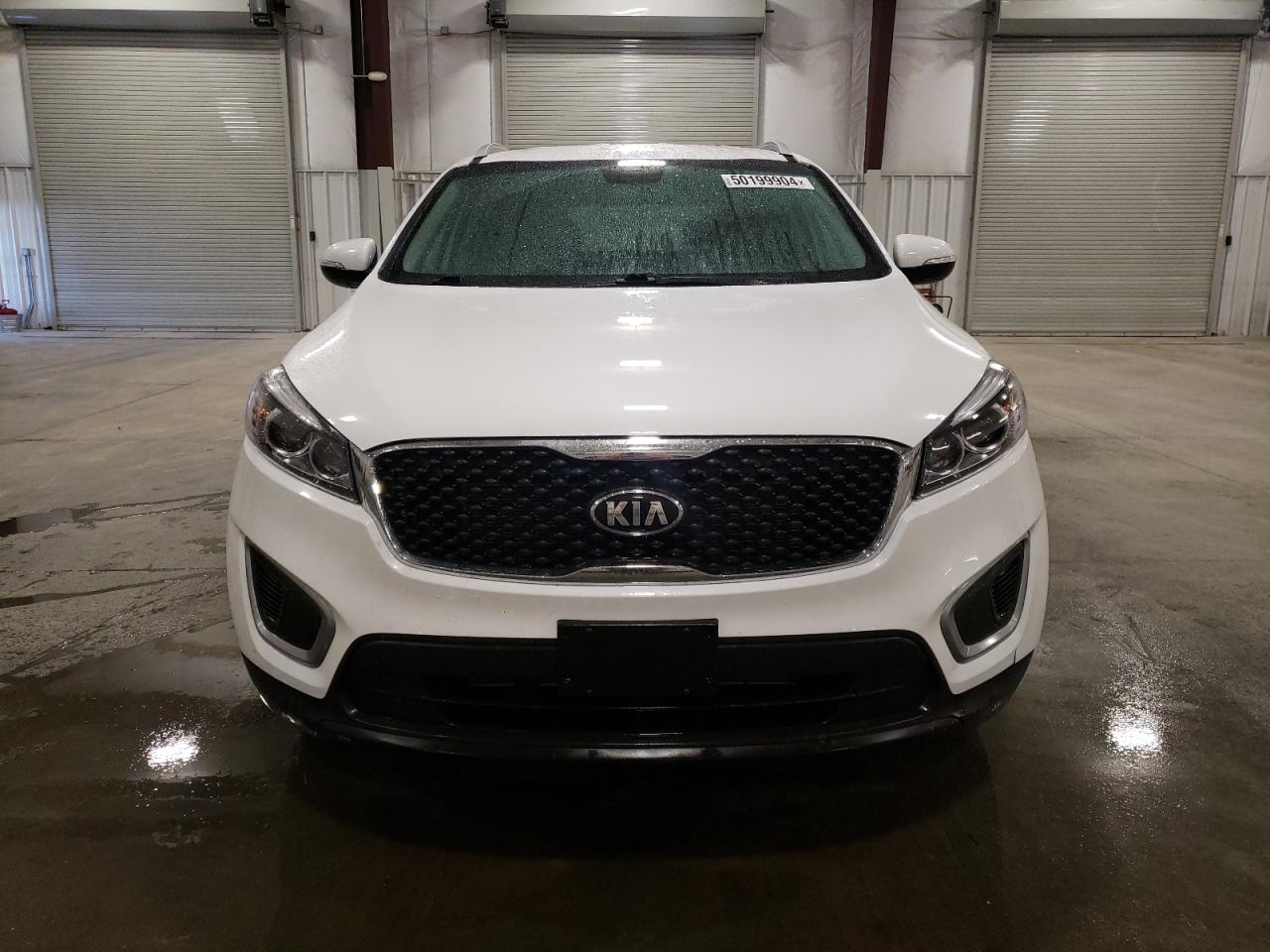 Photo 4 VIN: 5XYPG4A32HG239131 - KIA SORENTO 