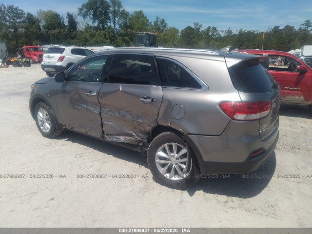 Photo 2 VIN: 5XYPG4A32HG282027 - KIA SORENTO 