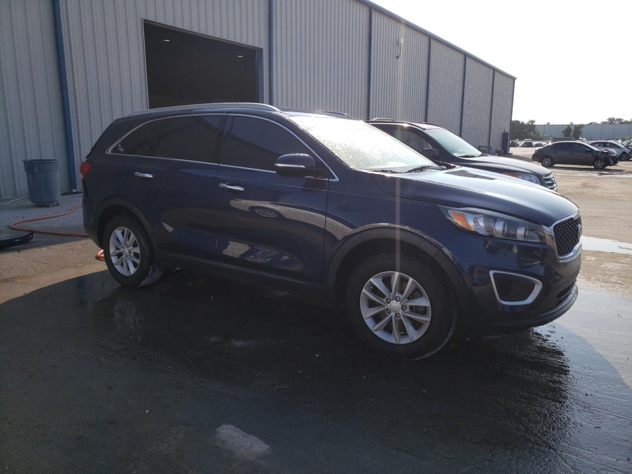 Photo 3 VIN: 5XYPG4A32JG377435 - KIA SORENTO 