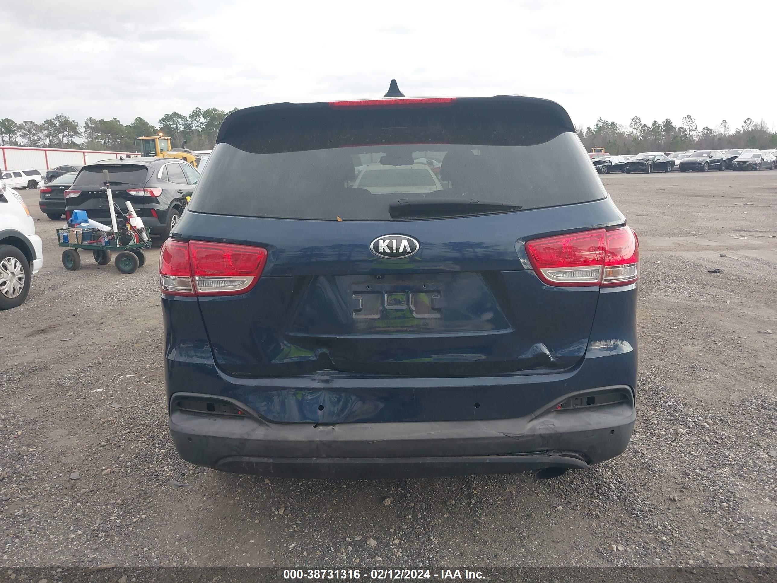 Photo 15 VIN: 5XYPG4A32JG408375 - KIA SORENTO 