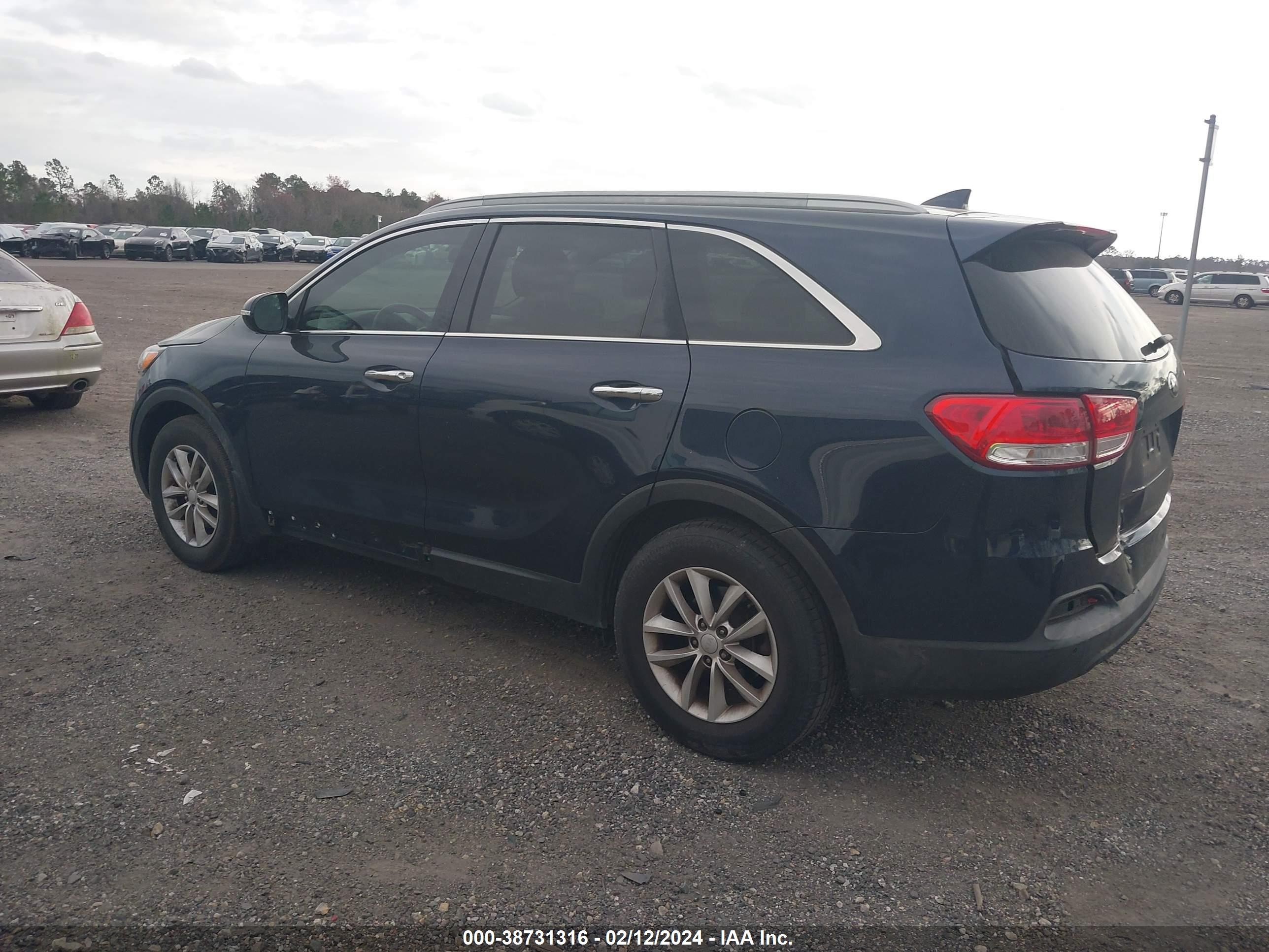 Photo 2 VIN: 5XYPG4A32JG408375 - KIA SORENTO 