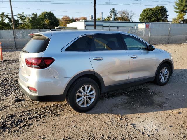 Photo 2 VIN: 5XYPG4A32KG577815 - KIA SORENTO L 