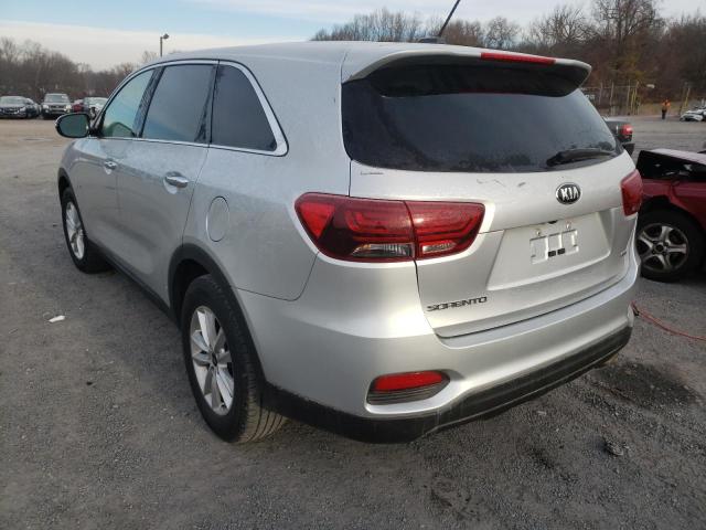 Photo 2 VIN: 5XYPG4A32KG578818 - KIA SORENTO L 