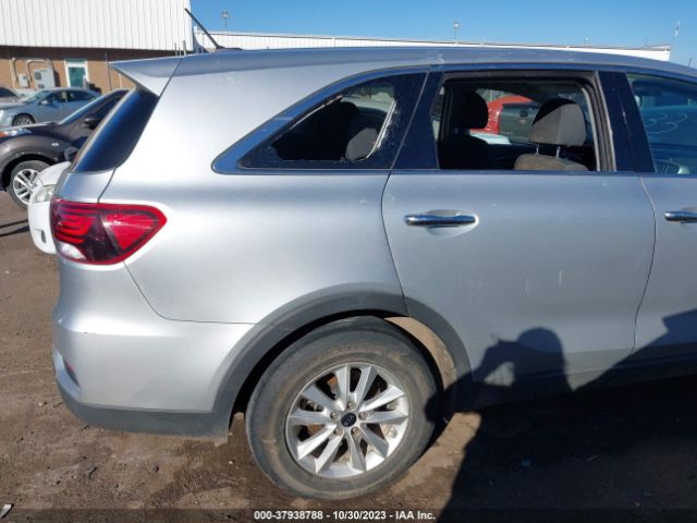 Photo 5 VIN: 5XYPG4A32KG581508 - KIA SORENTO 