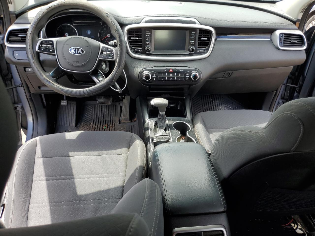 Photo 7 VIN: 5XYPG4A32KG606567 - KIA SORENTO 