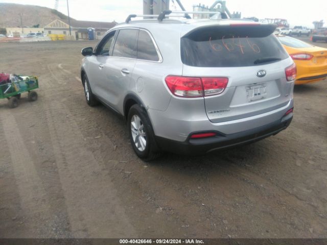 Photo 2 VIN: 5XYPG4A33GG018961 - KIA SORENTO 