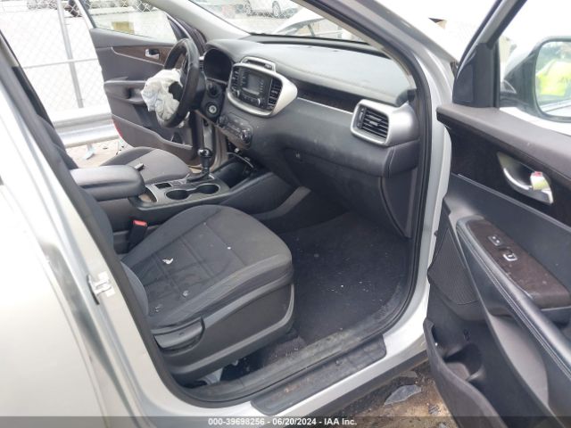 Photo 4 VIN: 5XYPG4A33GG165894 - KIA SORENTO 