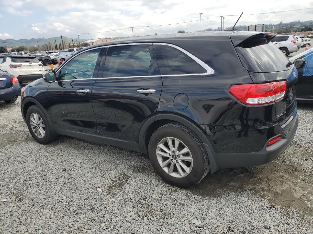 Photo 1 VIN: 5XYPG4A33JG417490 - KIA SORENTO 