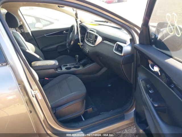 Photo 4 VIN: 5XYPG4A33JG426254 - KIA SORENTO 