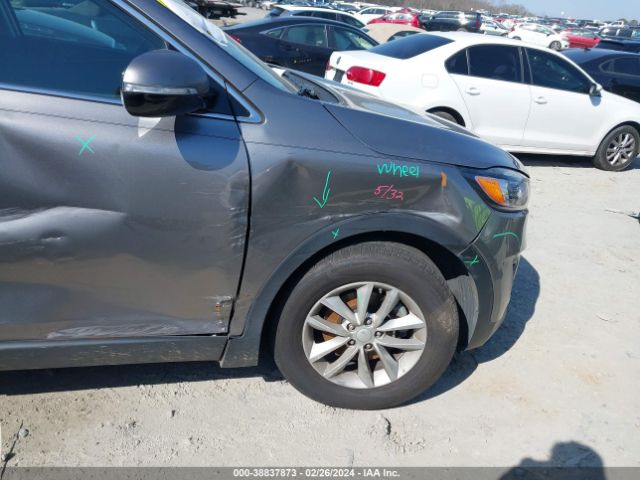 Photo 5 VIN: 5XYPG4A33JG426688 - KIA SORENTO 