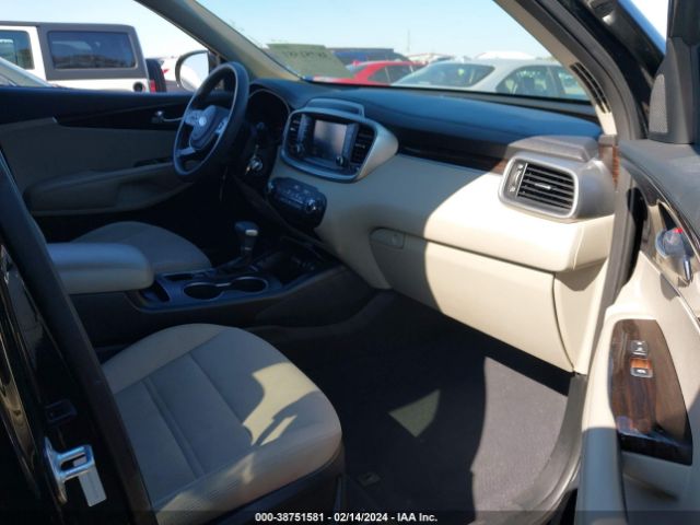 Photo 4 VIN: 5XYPG4A33KG512195 - KIA SORENTO 