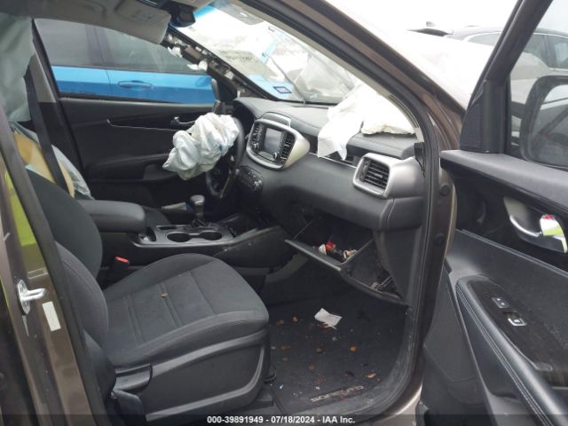 Photo 4 VIN: 5XYPG4A33KG561798 - KIA SORENTO 