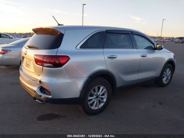 Photo 3 VIN: 5XYPG4A33KG581047 - KIA SORENTO 