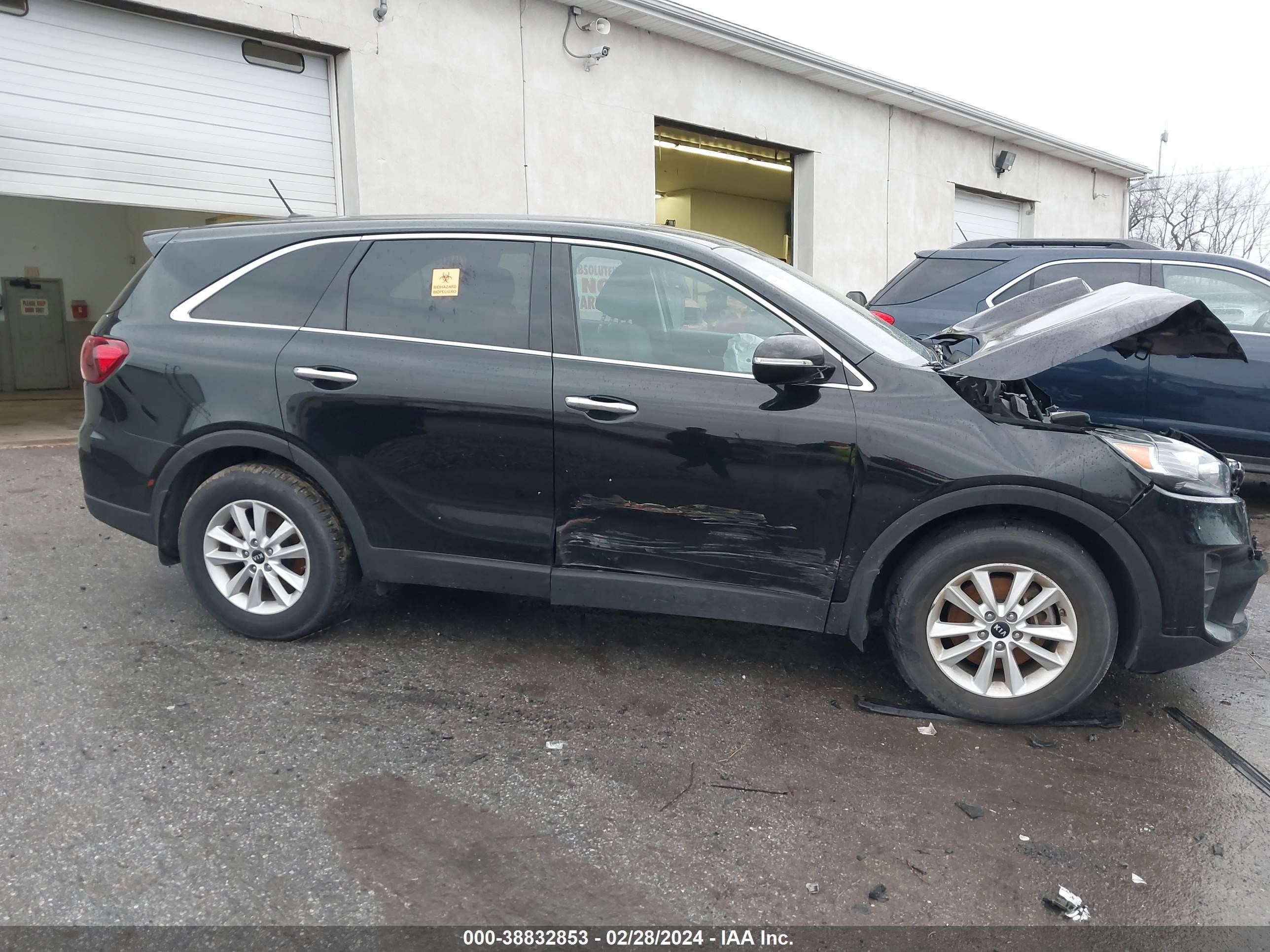 Photo 12 VIN: 5XYPG4A33KG584496 - KIA SORENTO 