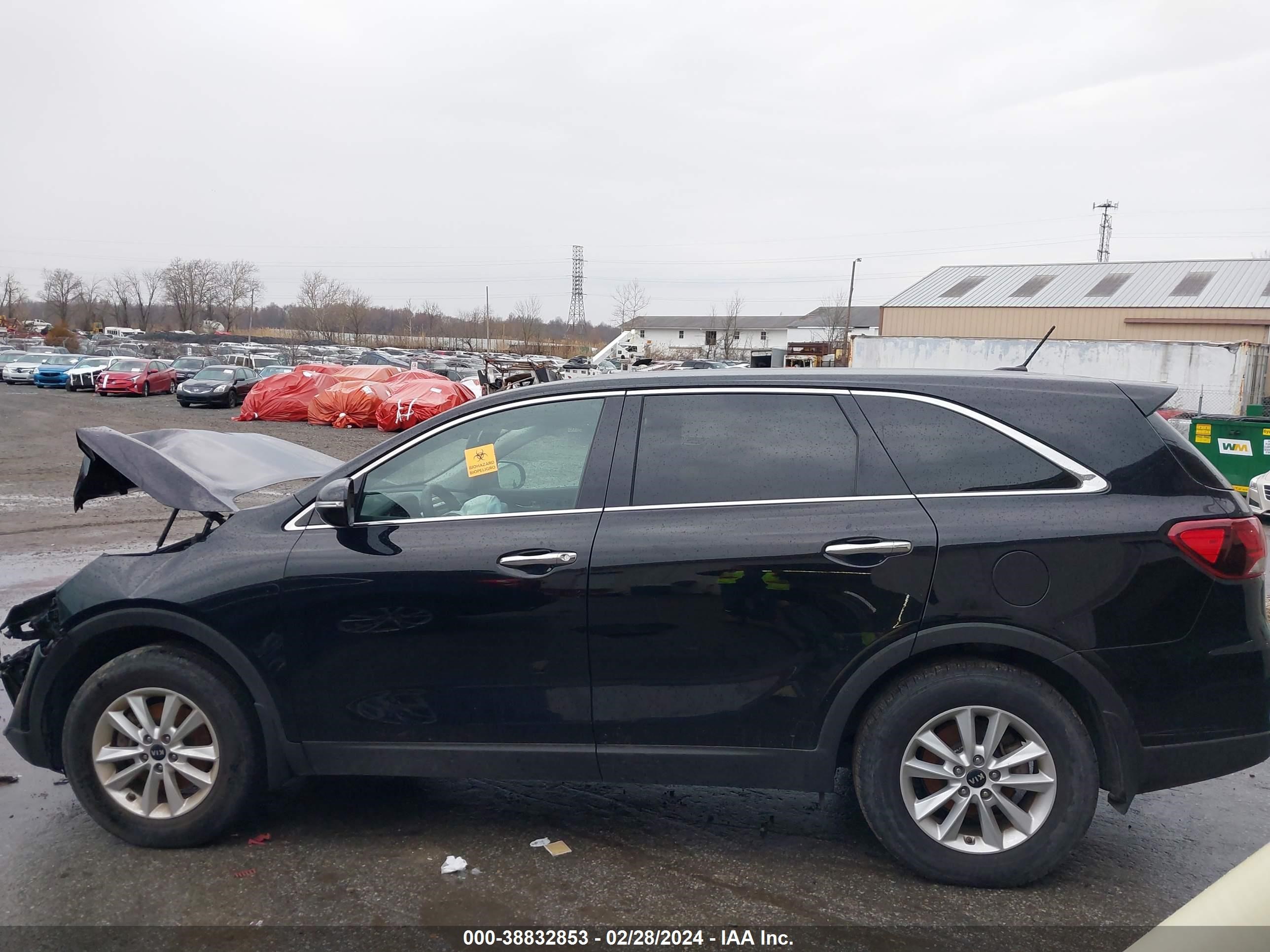 Photo 13 VIN: 5XYPG4A33KG584496 - KIA SORENTO 