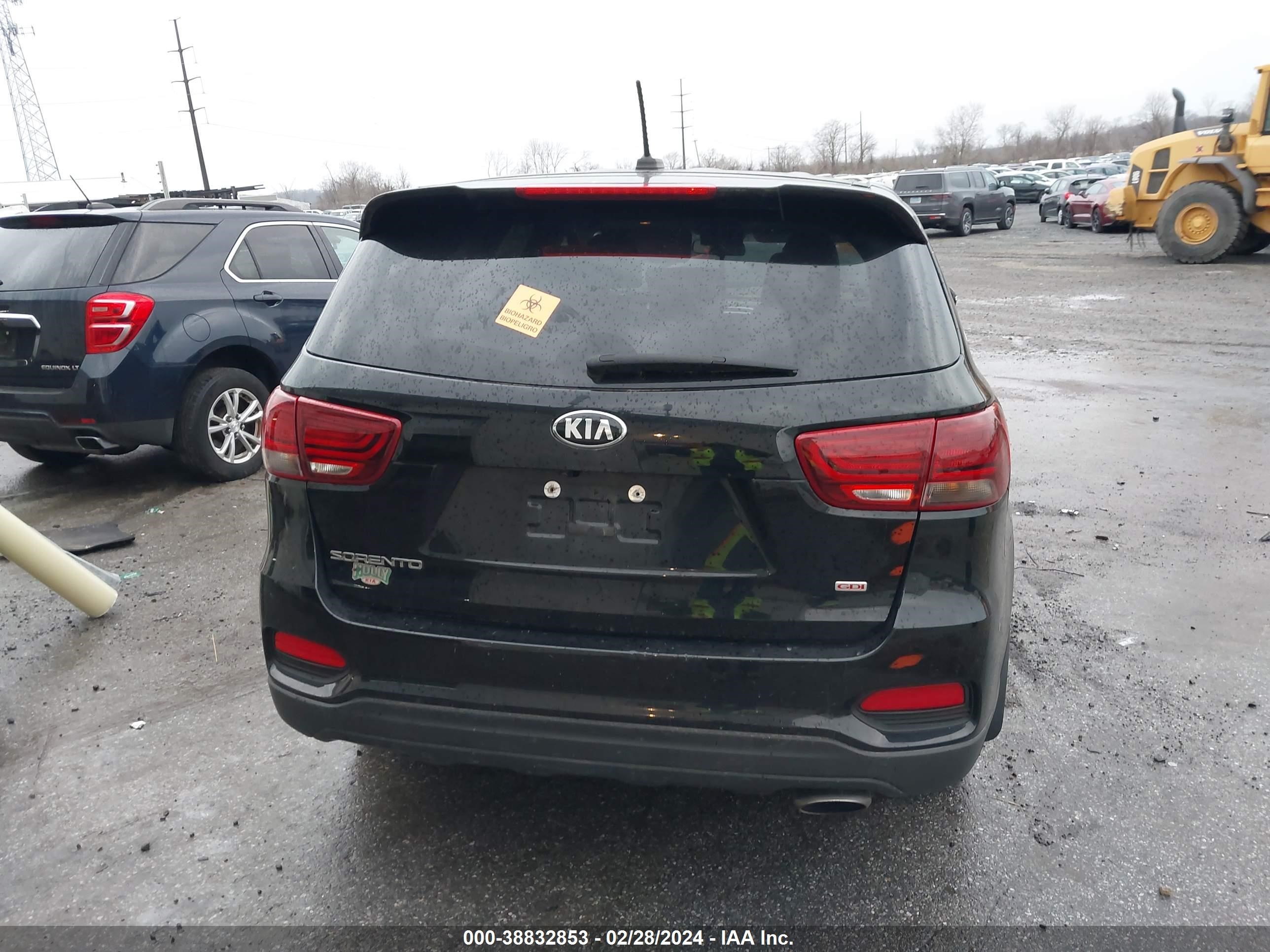 Photo 15 VIN: 5XYPG4A33KG584496 - KIA SORENTO 