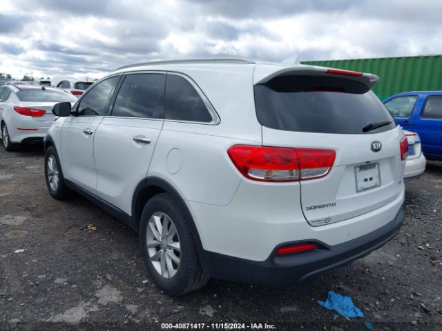 Photo 2 VIN: 5XYPG4A34GG008665 - KIA SORENTO 