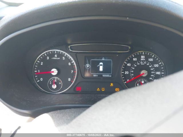 Photo 6 VIN: 5XYPG4A34GG084421 - KIA SORENTO 